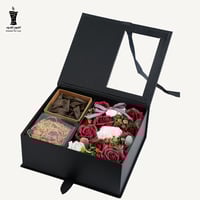 عود كمبودي فاخر + شمعة عطرية + زهور استحمام