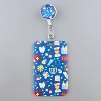 حامل بطاقة بالجيب