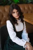 مريول مدرسي متوسط