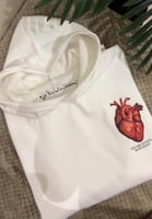 بلوفر ليحتضنك دائماً بدلاً عني