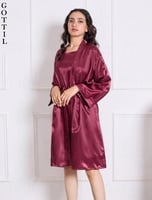 روب عروس كلاسيك عنابي