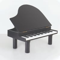 تحفة بيانو خشبي باللون الأسود