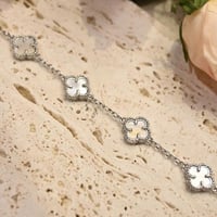 اسوارة VC ميني فضي