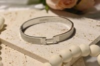 اسوارة فضية H