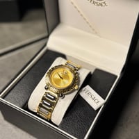 ساعة V نسائية