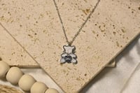 سلسال الـBear ابيض (فضي)