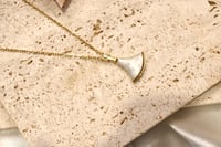 سلسال BLV ابيض