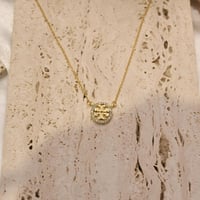 سلسال TB ذهبي