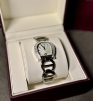 ساعة AG نسائية