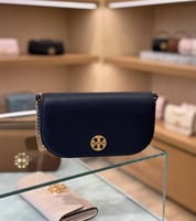 شنطة tory burch كحلي حجم سمول