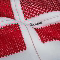 شماغ DLbARO الأحمر