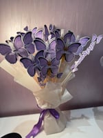 باقة توزيعات عطر ( 15 فراشه مع العطر