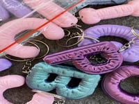 ميدالية احرف منفوخه