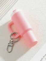 ميدالية لمرطب الشفاة 3D