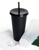 كوب اسود بلاستيك