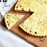 صينية تارت دائرية ذات ثقوب 24 سم