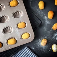 قوالب كيك ميني مادلين 32 سم كبير 16 تجويف - شيف مي...