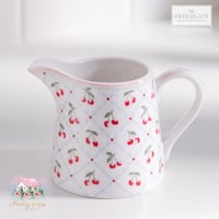 0253 كريمر جرين جيت Cherry