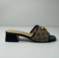 حذاء قوتشي - GUCCI