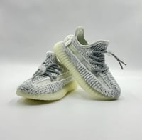 شوز ييزي ٣٥٠ اطفال - KIDS Yeezi 350