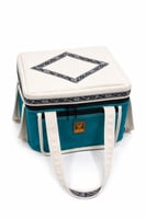 شنطة عزبة لون سماوي