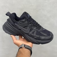 حذاء Nike V2K Run
