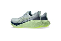 حذاء ASICS Novablast 4