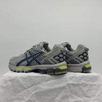 حذاء asics khan 8