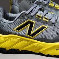 حذاء New Balance Hierro V9