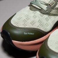 حذاء New Balance Hierro V9