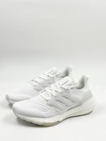 حذاء Adidas UltraBoost 22