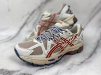 حذاء asics khan 8