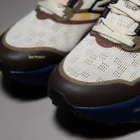 حذاء New Balance Hierro V9