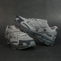 حذاء ميزونو – Mizuno