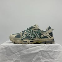 حذاء asics khan 8