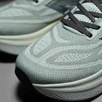 New Balance Fresh Foam V6