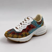 حذاء غوتشي Gucci