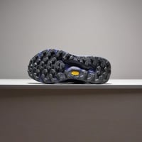 حذاء New Balance Hierro V9