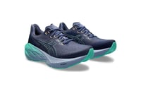 حذاء ASICS Novablast 4