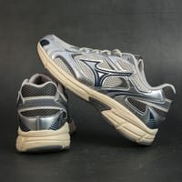 حذاء ميزونو – Mizuno