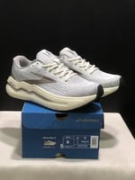 حذاء بروكس Brooks Ghost Max 2