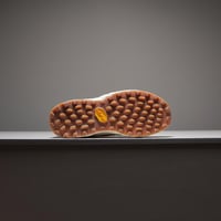 حذاء New Balance Hierro V8