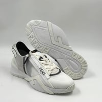 حذاء فيندي Fendi