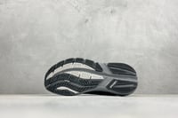 حذاء بروكس Brooks Ghost Max 3