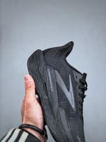 حذاء بروكس Brooks Hyperion Max 2