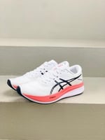 حذاء ASICS Magic Speed