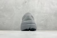 حذاء بروكس Brooks Ghost Max 3