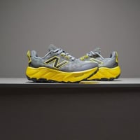حذاء New Balance Hierro V9