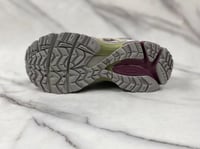 حذاء asics khan 8