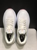 حذاء بروكس Brooks Ghost Max 2